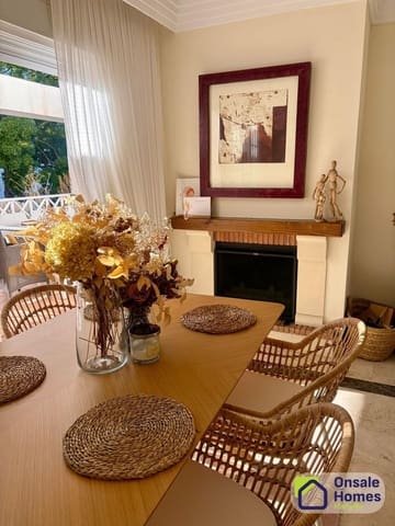 2 soverom Leilighet til salgs i Río Real, Marbella med svømmebasseng garasje - € 395 000 (Ref: 9427149)