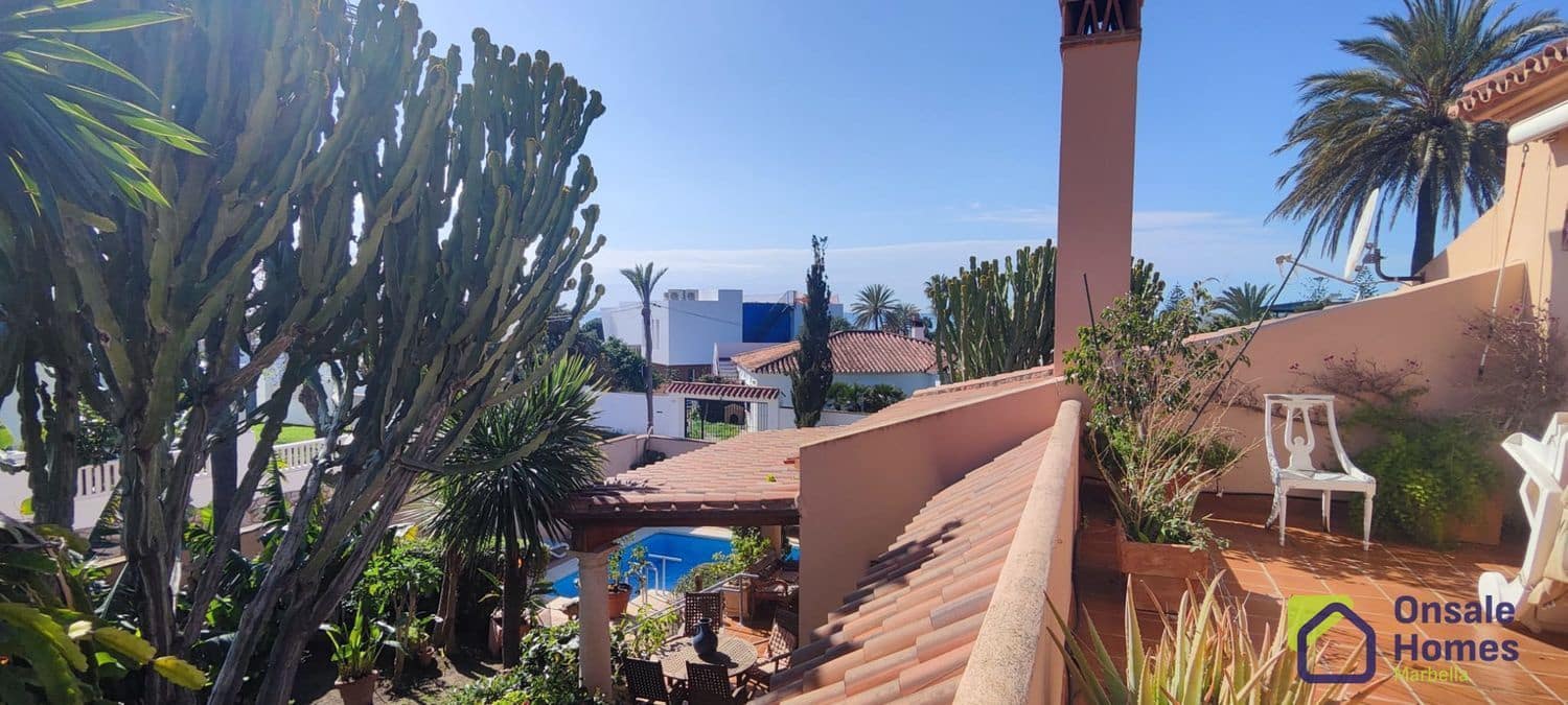 6 sypialnia Willa na sprzedaż w Marbella z basenem - 1 250 000 € (Ref: 9431258)