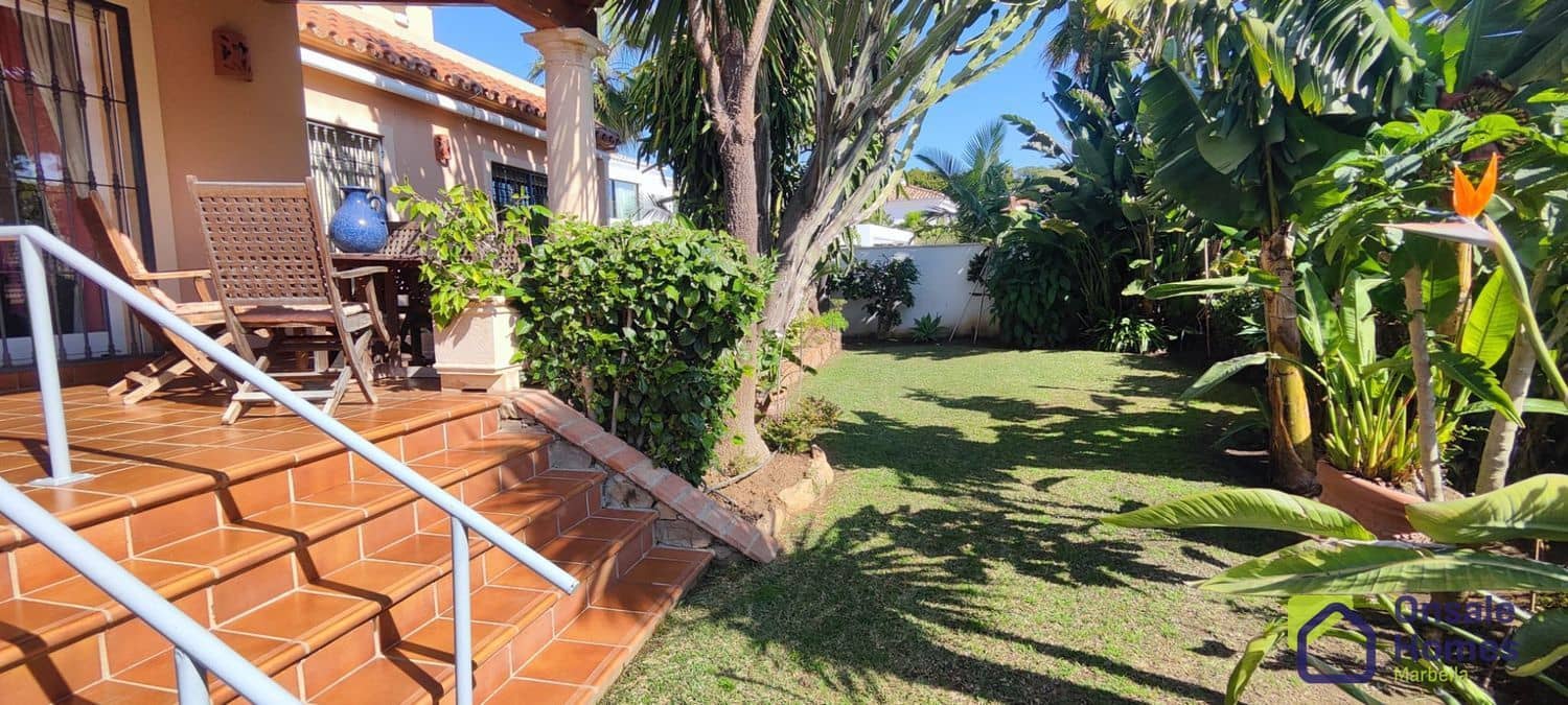 6 sypialnia Willa na sprzedaż w Marbella z basenem - 1 250 000 € (Ref: 9431258)