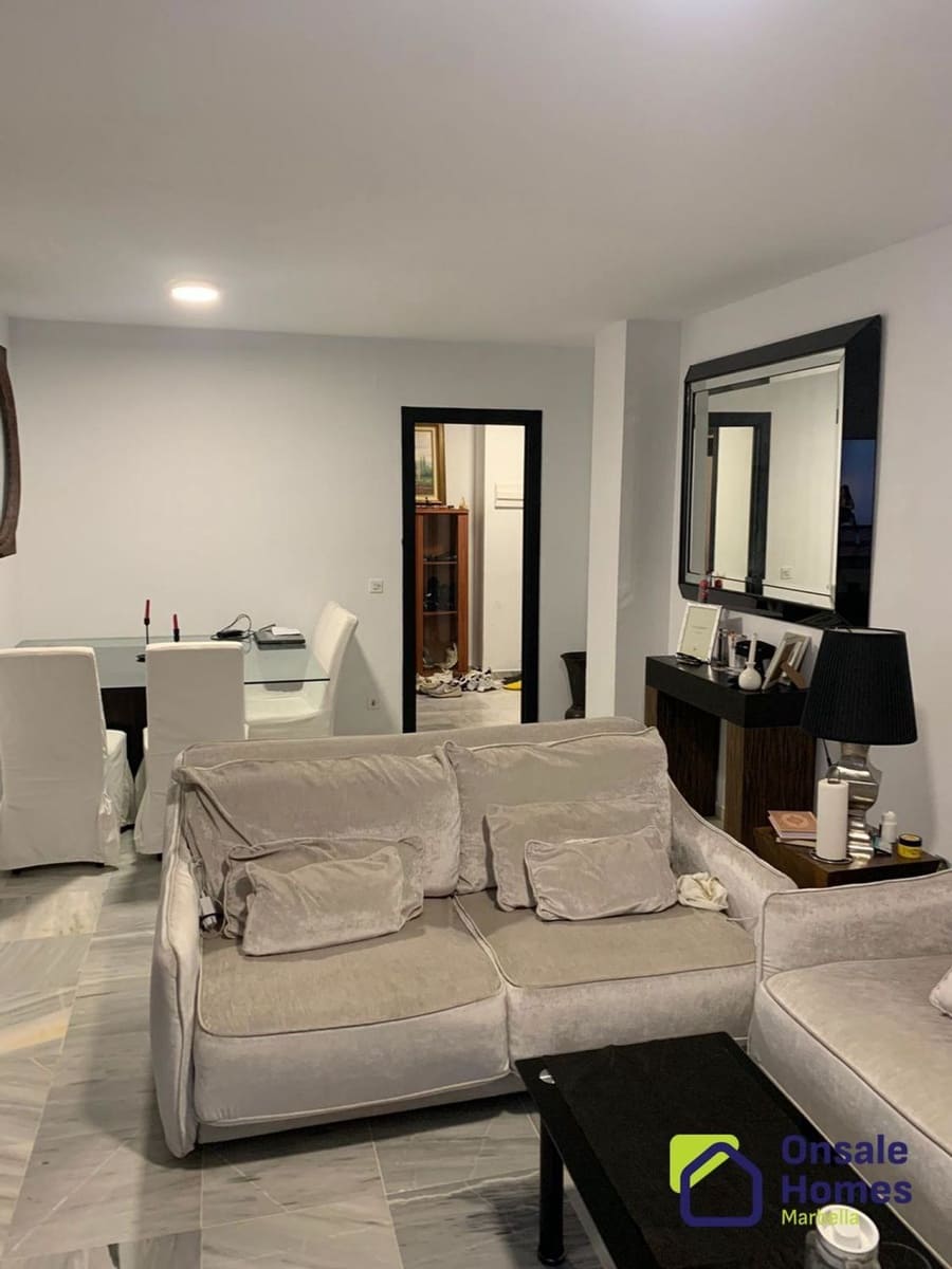 4 sypialnia Mieszkanie na sprzedaż w Marbella z garażem - 350 000 € (Ref: 9431259)