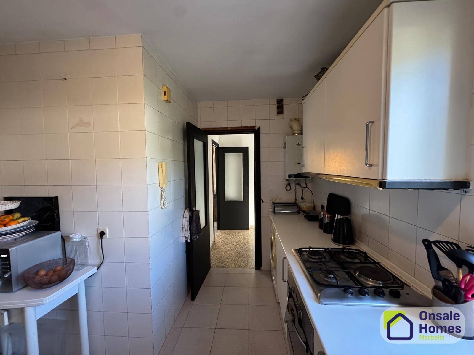 4 sypialnia Mieszkanie na sprzedaż w Marbella z garażem - 350 000 € (Ref: 9431259)