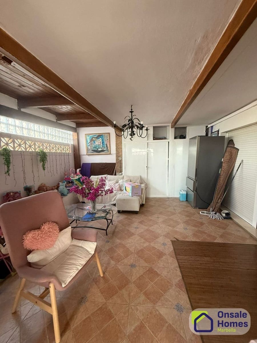 3 slaapkamer Huis te koop in Marbella - € 590.000 (Ref: 9431260)