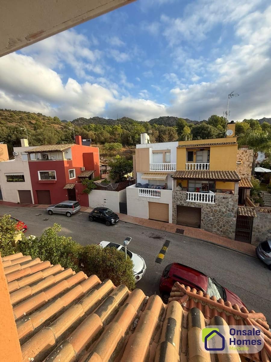 3 slaapkamer Huis te koop in Marbella - € 590.000 (Ref: 9431260)