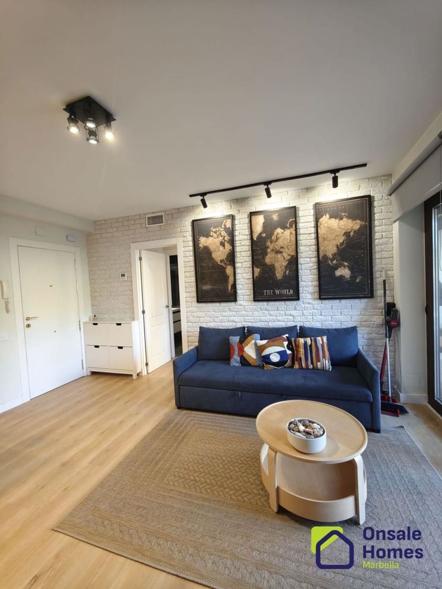 1 sypialnia Apartament do wynajęcia w Nueva Andalucia - 1 500 € (Ref: 9434589)