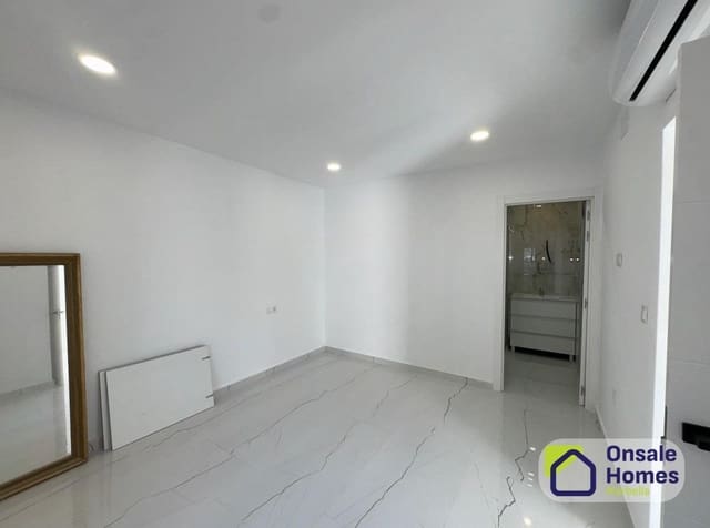 4 soverom Leilighet til salgs i Alhaurín el Grande med garasje - € 329 000 (Ref: 9450238)