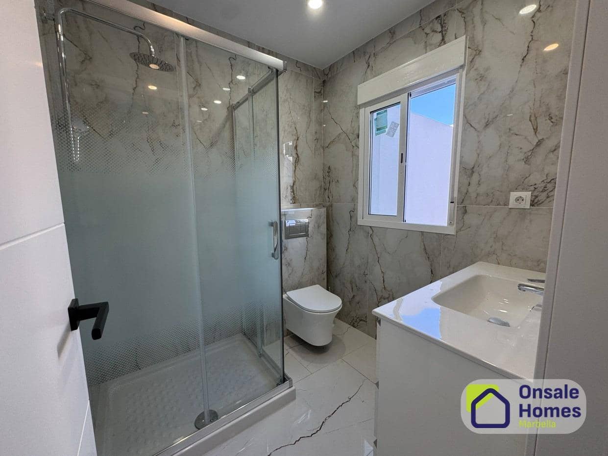 4 makuuhuone Huoneisto myytävänä paikassa Alhaurin el Grande mukana 
autotalli - 329 000 € (Ref: 9450238)