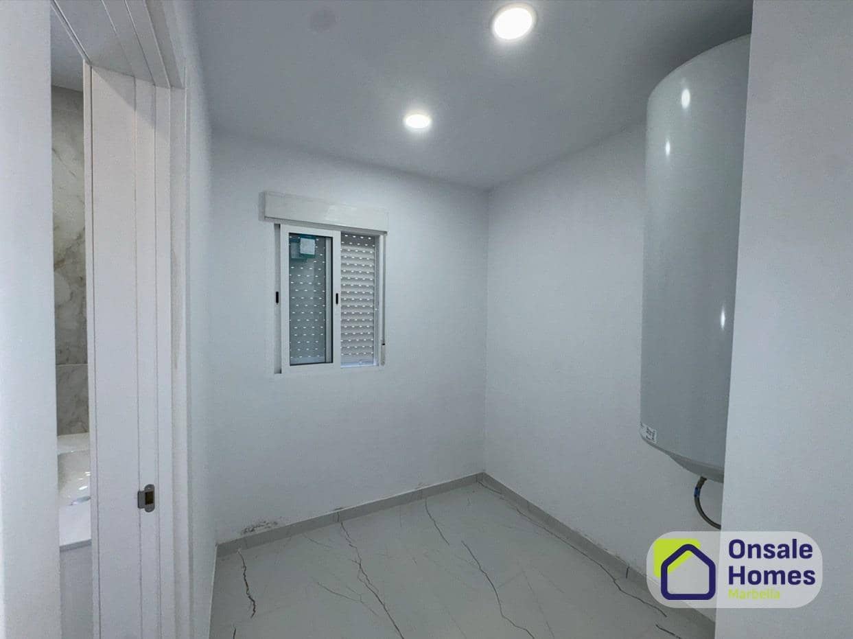 4 makuuhuone Huoneisto myytävänä paikassa Alhaurin el Grande mukana 
autotalli - 329 000 € (Ref: 9450238)