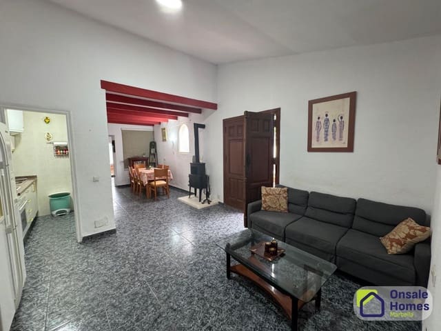 3 sypialnia Willa na sprzedaż w El Rosario, Marbella z basenem garażem - 595 000 € (Ref: 9500586)