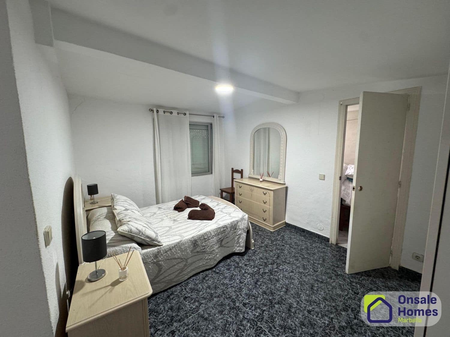 3 sypialnia Willa na sprzedaż w Marbella z basenem garażem - 595 000 € (Ref: 9500586)