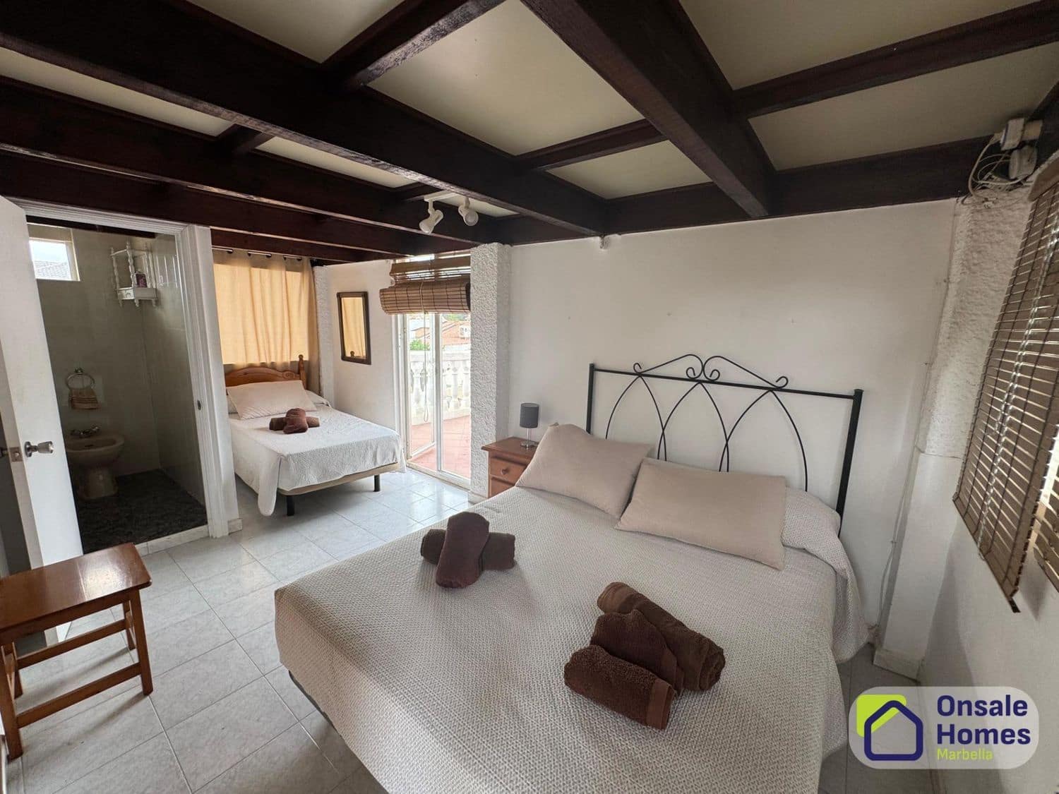 3 sypialnia Willa na sprzedaż w Marbella z basenem garażem - 595 000 € (Ref: 9500586)