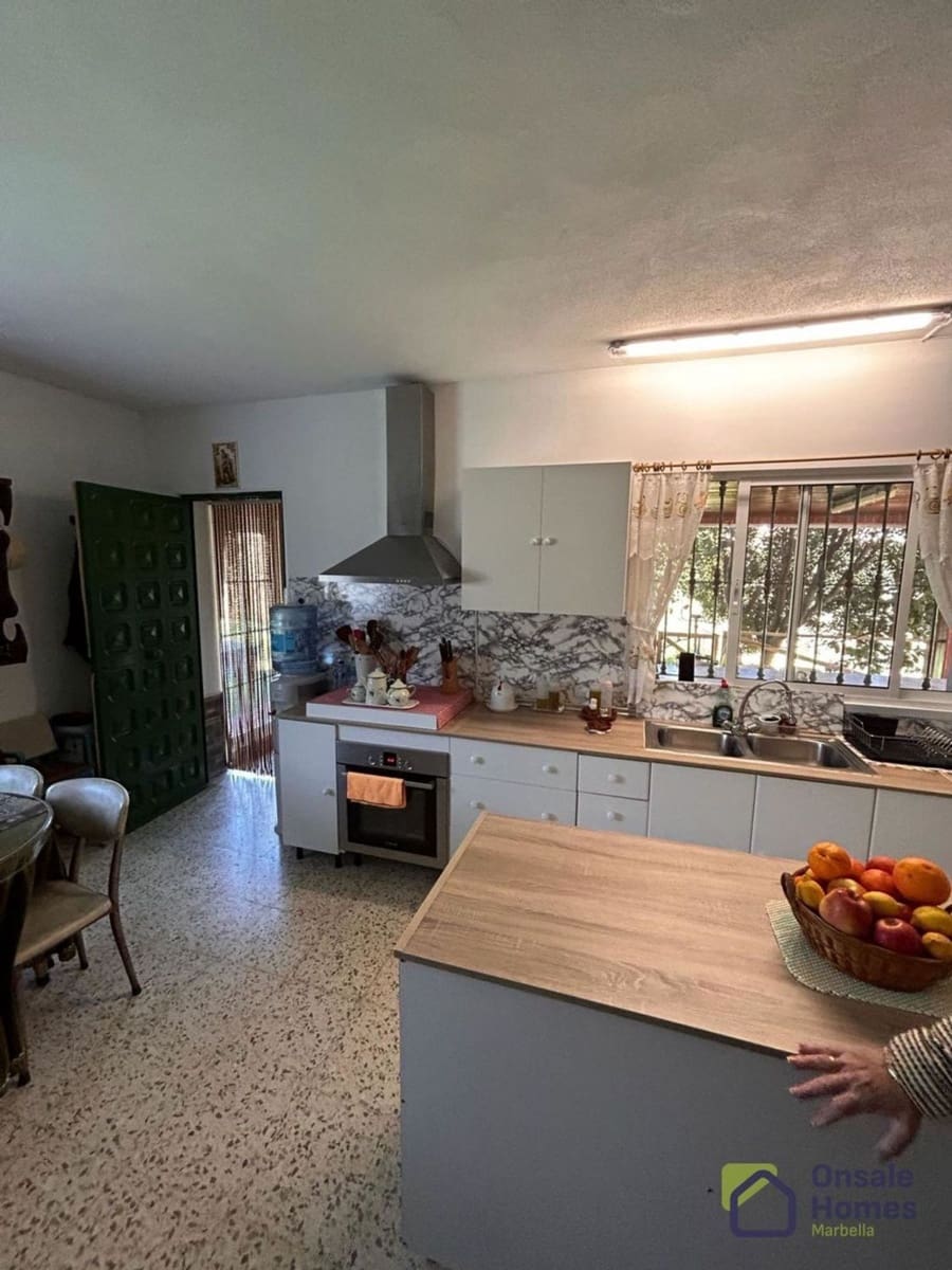 3 bedroom Finca/Country House for sale in Monda with garage - € 229,000 (Ref: 9508253)