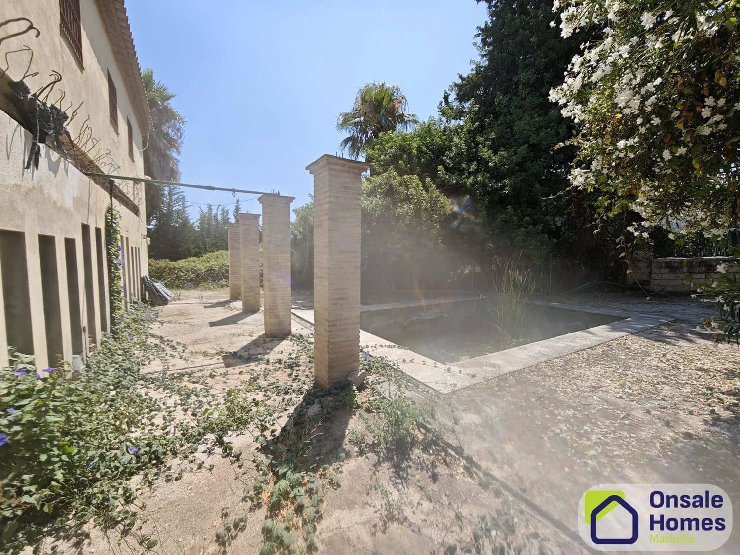 6 quarto Moradia para venda em Nueva Andalucia com piscina garagem - 1 100 000 € (Ref: 9508254)