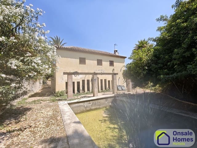 6 quarto Moradia para venda em Nueva Andalucía Centro, Marbella com piscina garagem - 1 100 000 € (Ref: 9508254)