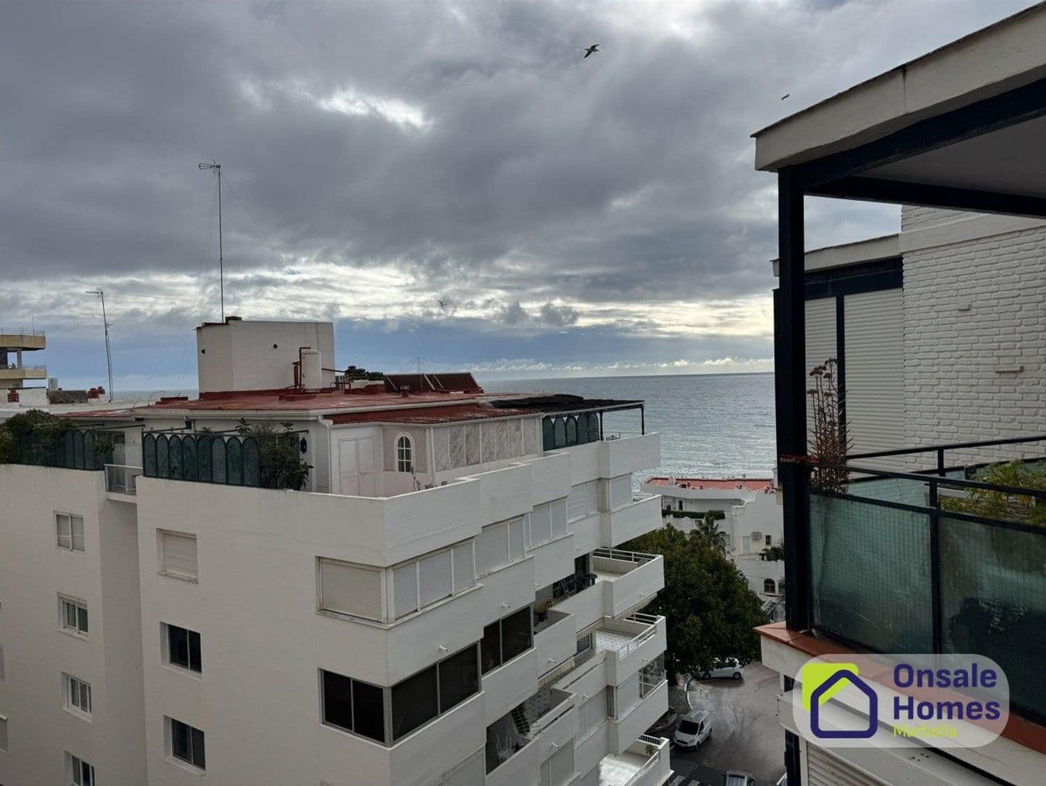 Leilighet til leie i Marbella med garasje - € 1 150 (Ref: 9518070)