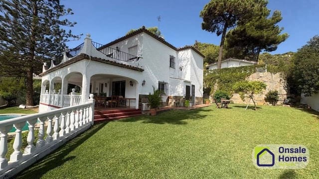 6 bedroom Villa for rent in Huerta del Prado - La Montua, Marbella with pool garage - € 3,900 (Ref: 9518071)