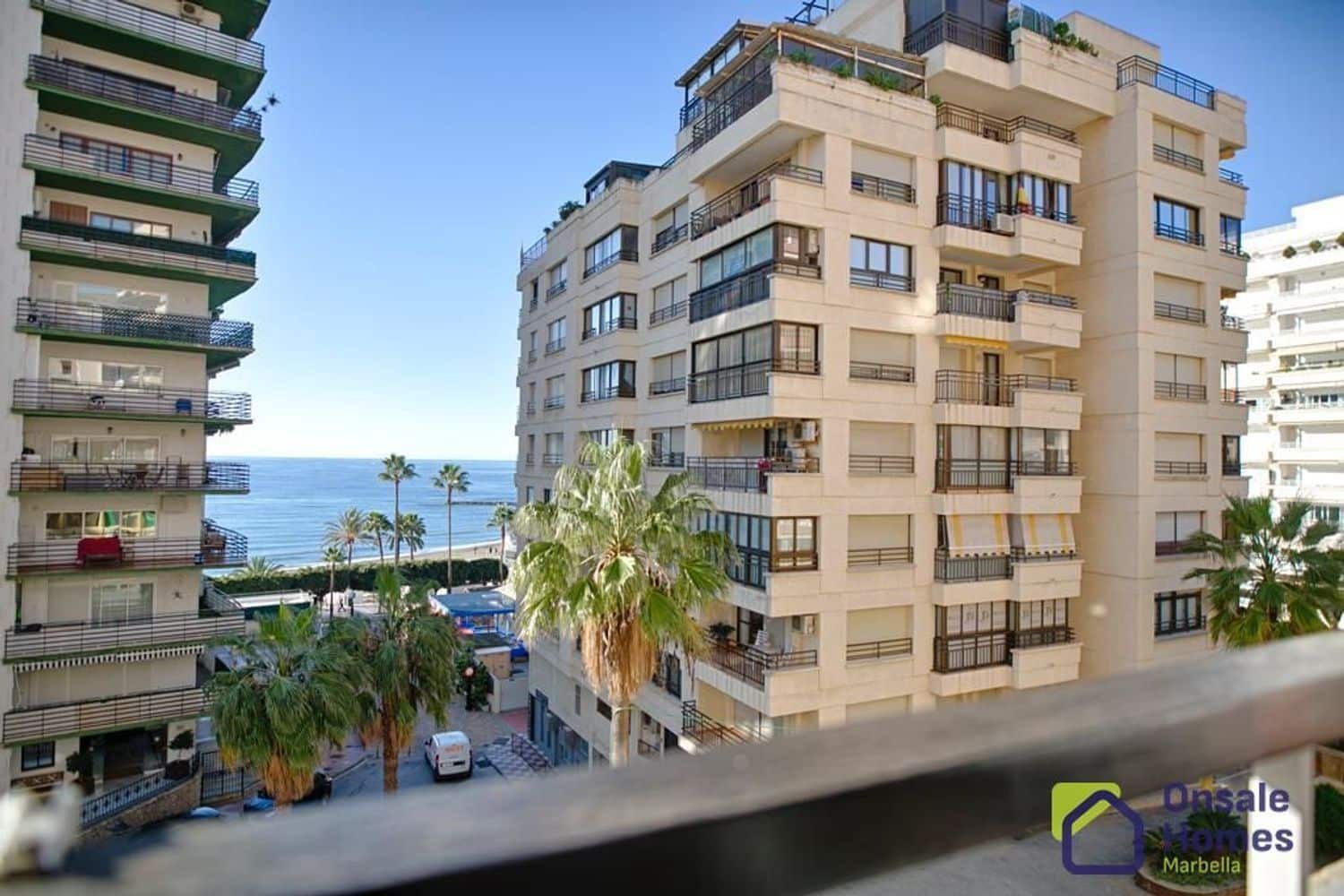 1 soverom Leilighet til salgs i Marbella med garasje - € 315 000 (Ref: 9529219)