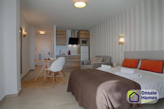 1 soverom Leilighet til salgs i Playa Bajadilla - Puertos, Marbella med garasje - € 315 000 (Ref: 9529219)