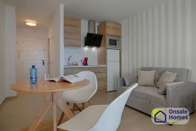 1 soverom Leilighet til salgs i Playa Bajadilla - Puertos, Marbella med garasje - € 315 000 (Ref: 9529219)