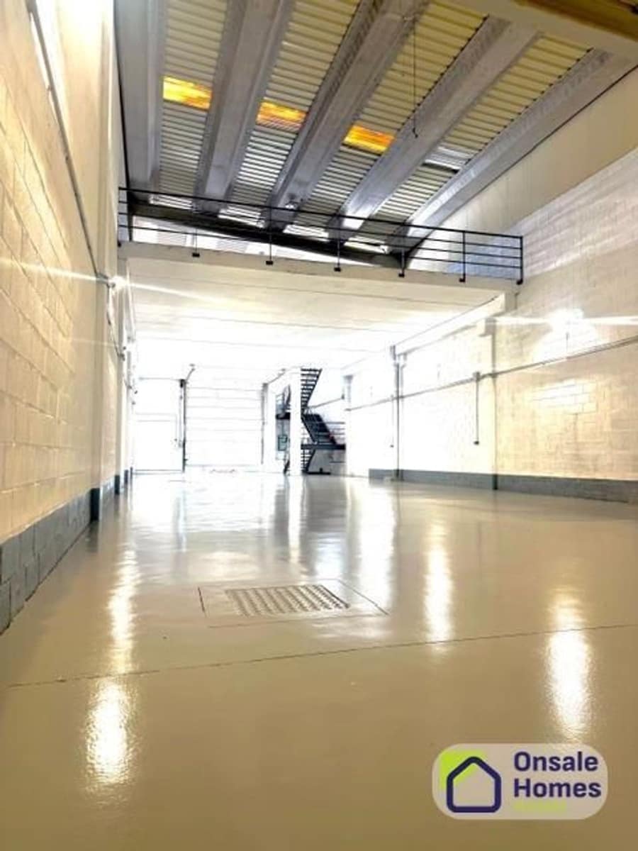 Commercieel te huur in Nueva Andalucia - € 4.500 (Ref: 9529222)