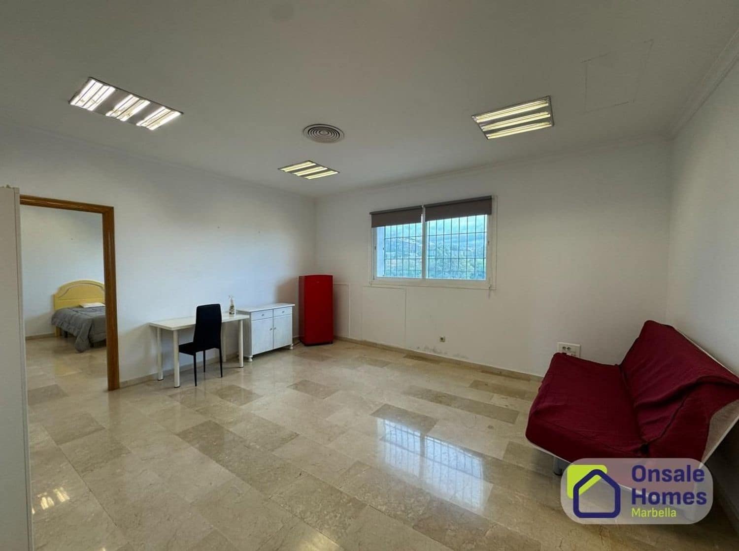 Kommersiell til salgs i Marbella - € 1 210 000 (Ref: 9529226)