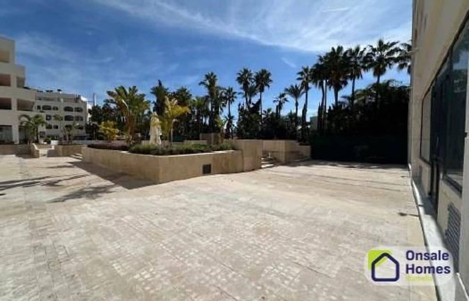 Local Comercial en Bahía de Marbella en alquiler - 25.000 € (Ref: 9529227)