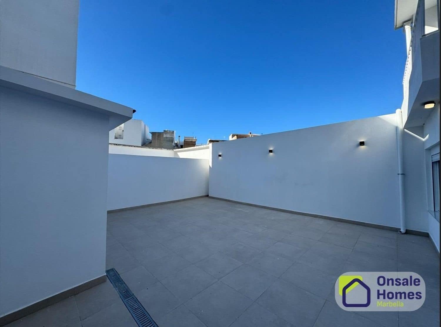 4 soverom Leilighet til salgs i Alhaurin el Grande med garasje - € 329 000 (Ref: 9529232)