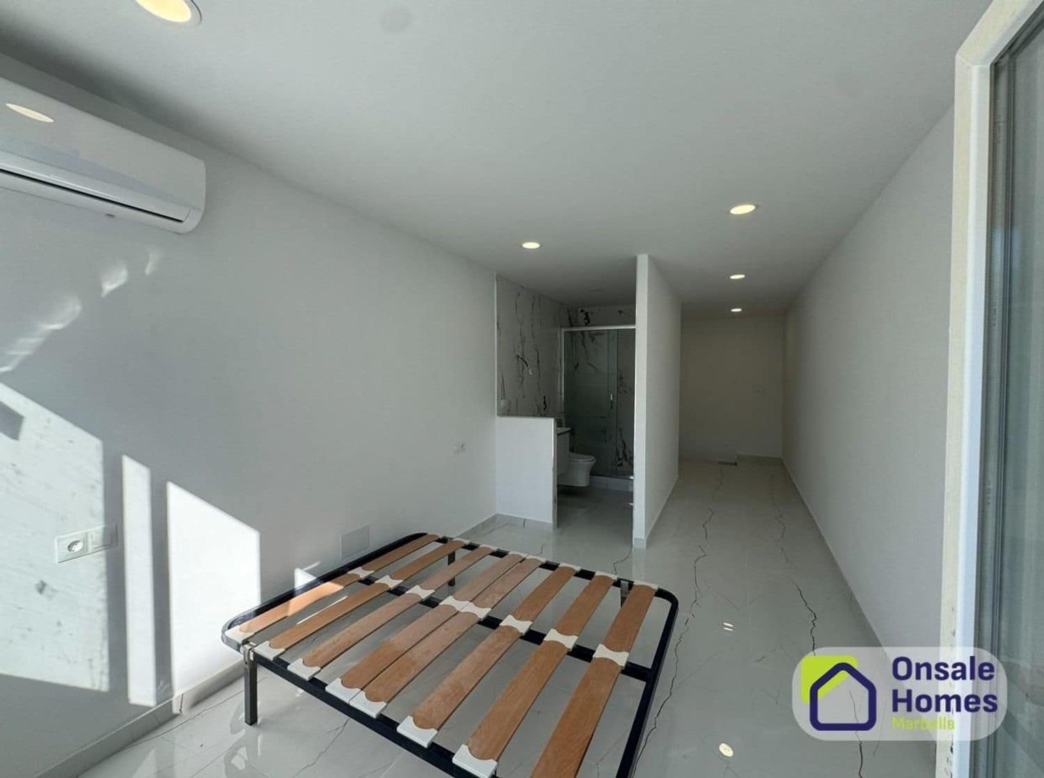 4 soverom Leilighet til salgs i Alhaurin el Grande med garasje - € 329 000 (Ref: 9529232)