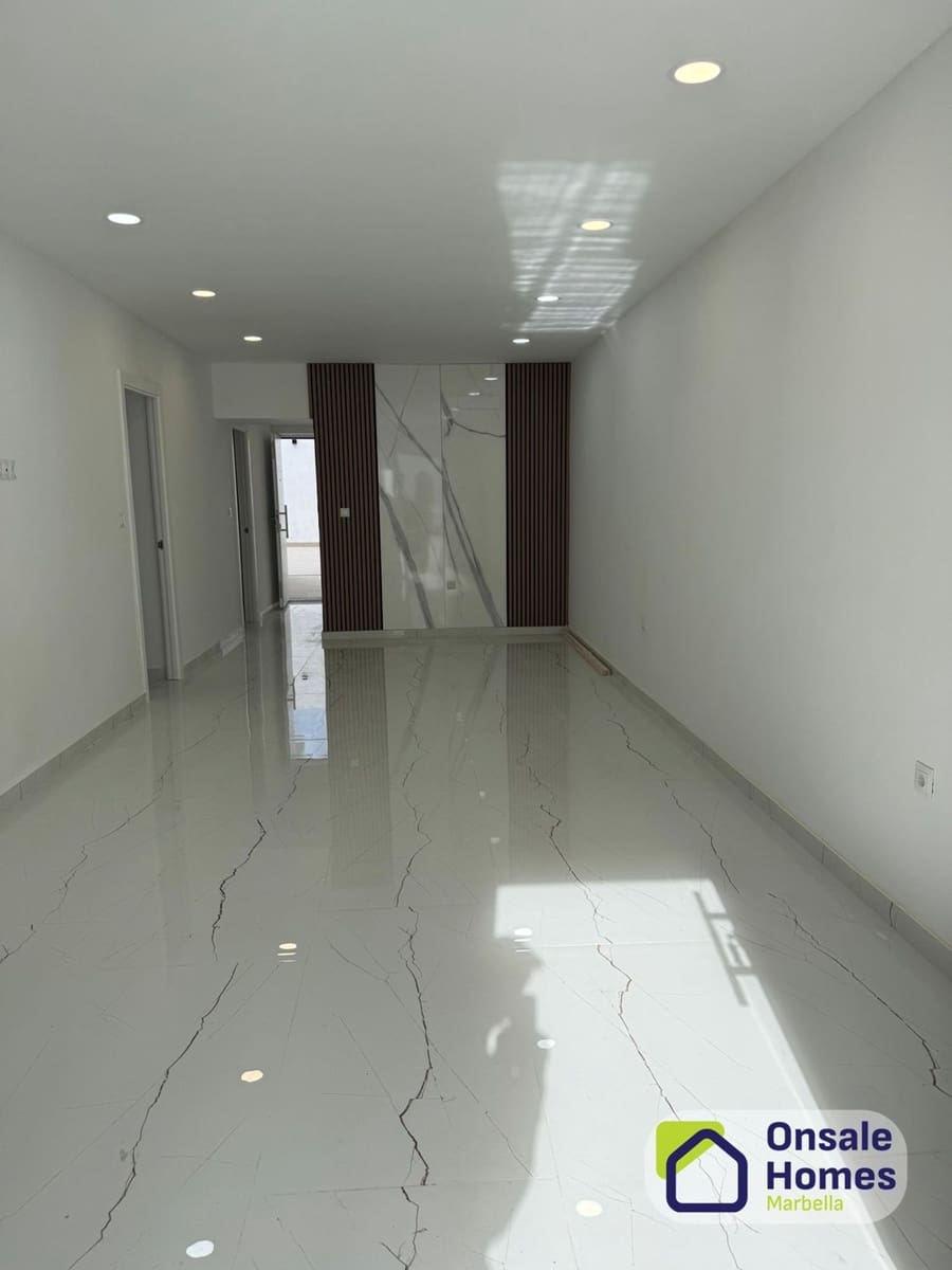 Apartamento de 4 habitaciones en Alhaurín el Grande en venta con garaje - 329.000 € (Ref: 9529232)