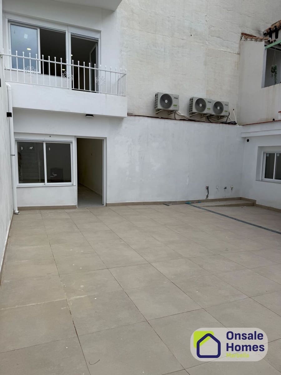 Apartamento de 4 habitaciones en Alhaurín el Grande en venta con garaje - 329.000 € (Ref: 9529232)