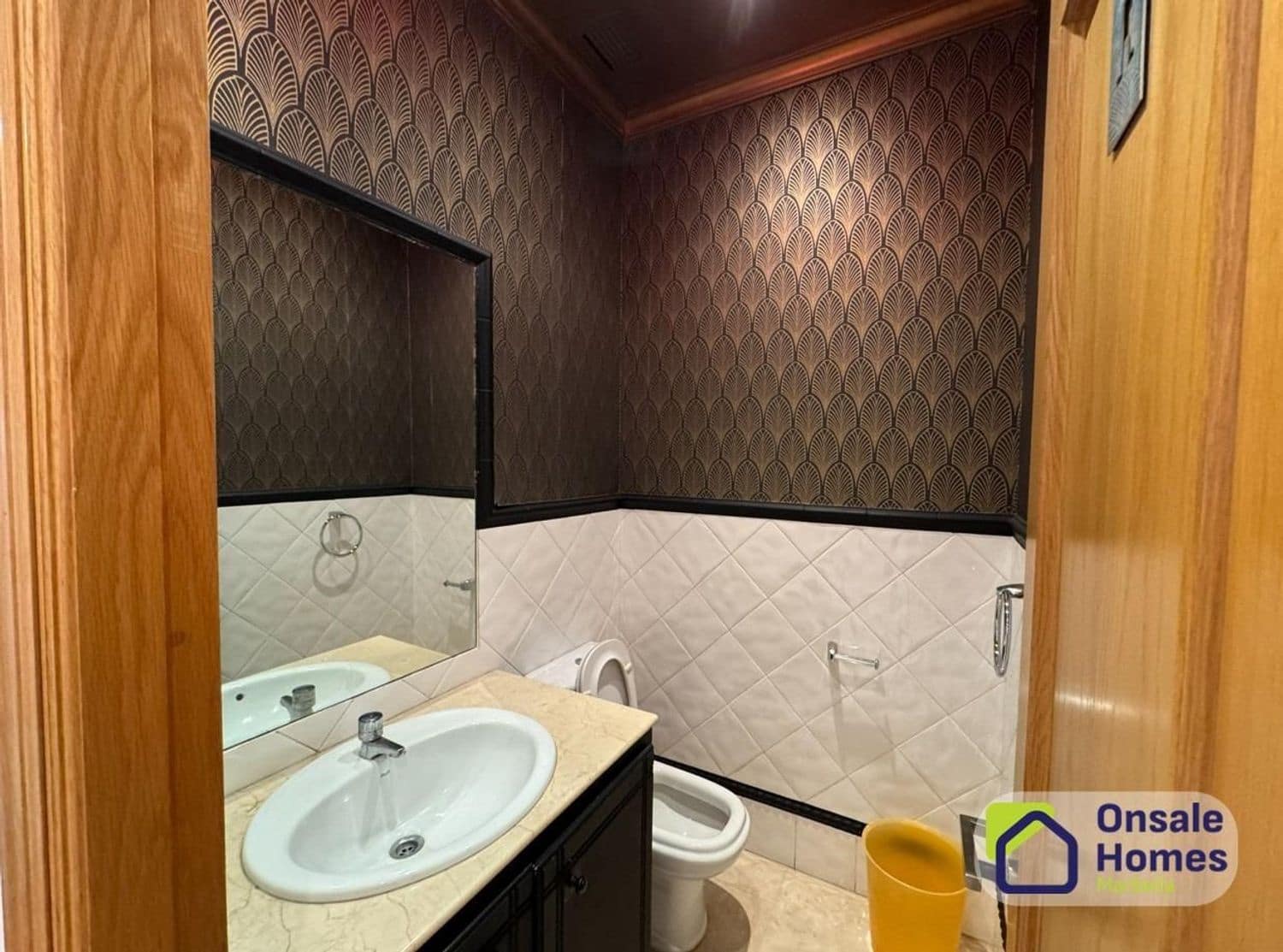 Local Comercial en Marbella en alquiler - 8.500 € (Ref: 9529234)