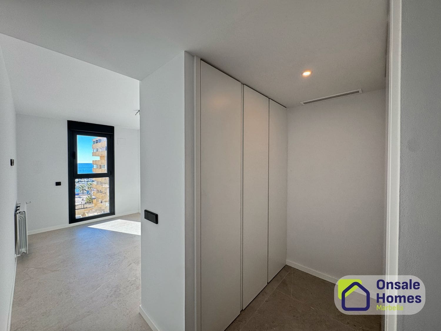 3 bedroom Apartment for sale in Marbella with garage - € 1,350,000 (Ref: 9529236)