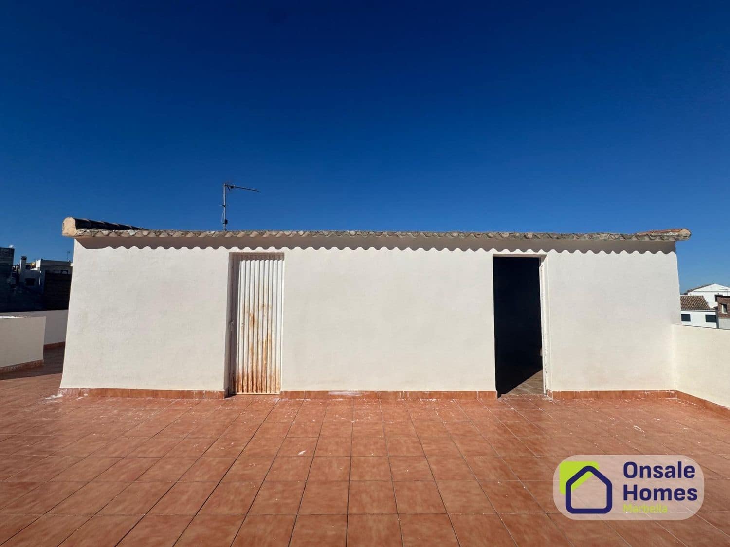 3 soverom Leilighet til salgs i Alhaurin el Grande med garasje - € 355 000 (Ref: 9533154)