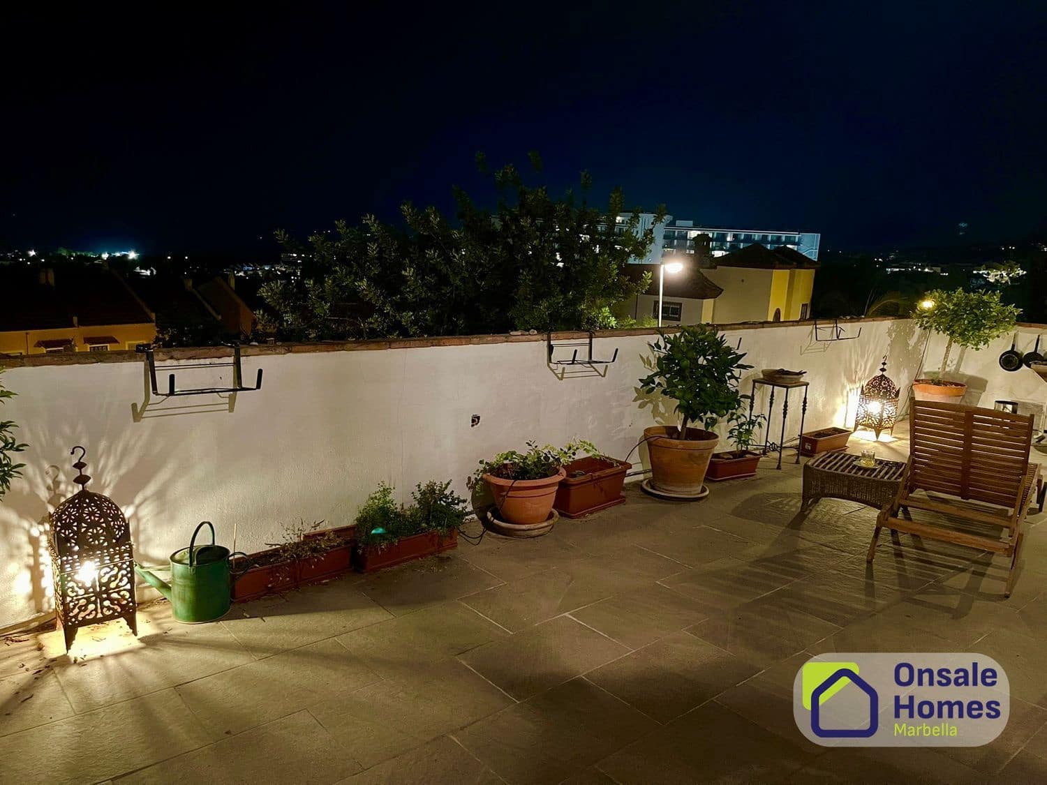 4 sypialnia Willa na sprzedaż w Marbella z basenem garażem - 880 000 € (Ref: 9535398)