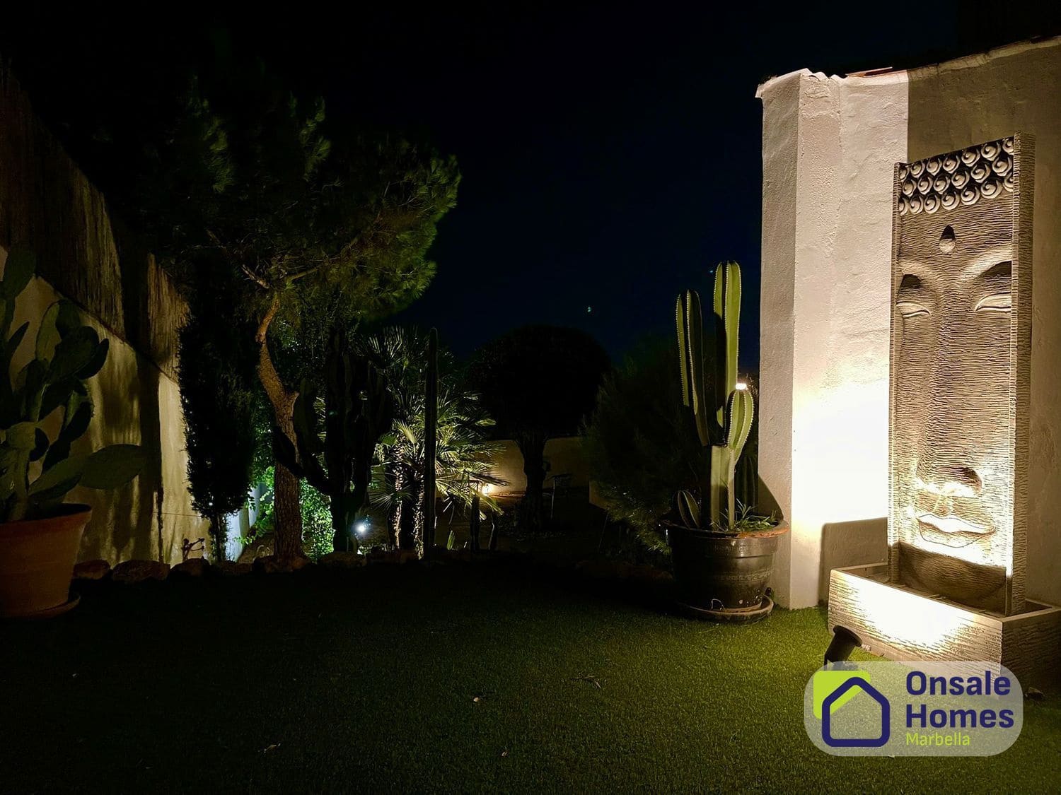 4 sypialnia Willa na sprzedaż w Marbella z basenem garażem - 880 000 € (Ref: 9535398)