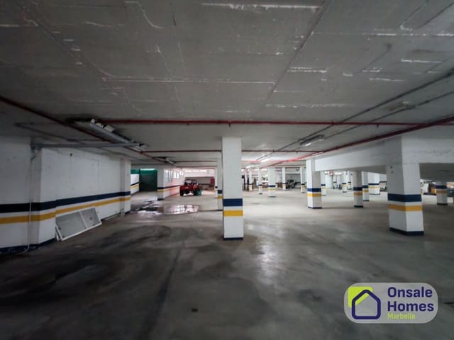 Erhverv til salg i San Pedro de Alcántara Pueblo, Marbella - € 1.100.000 (Ref: 9550589)