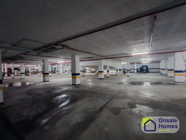 Erhverv til salg i San Pedro de Alcántara Pueblo, Marbella - € 1.100.000 (Ref: 9550589)