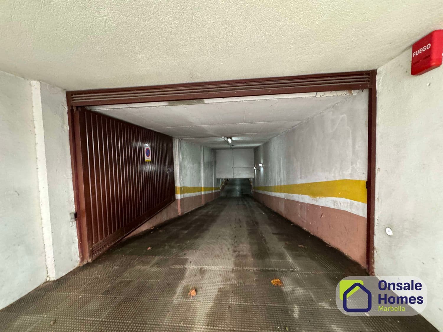 Garage for sale in Marbella - € 330,000 (Ref: 9554315)