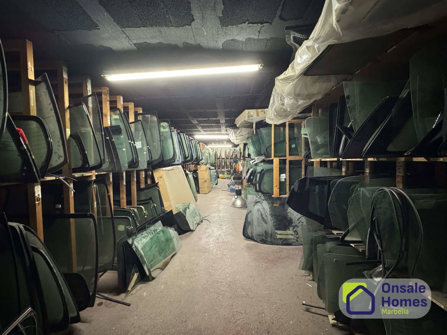 Erhverv til salg i Marbella - € 2.200.000 (Ref: 9554317)