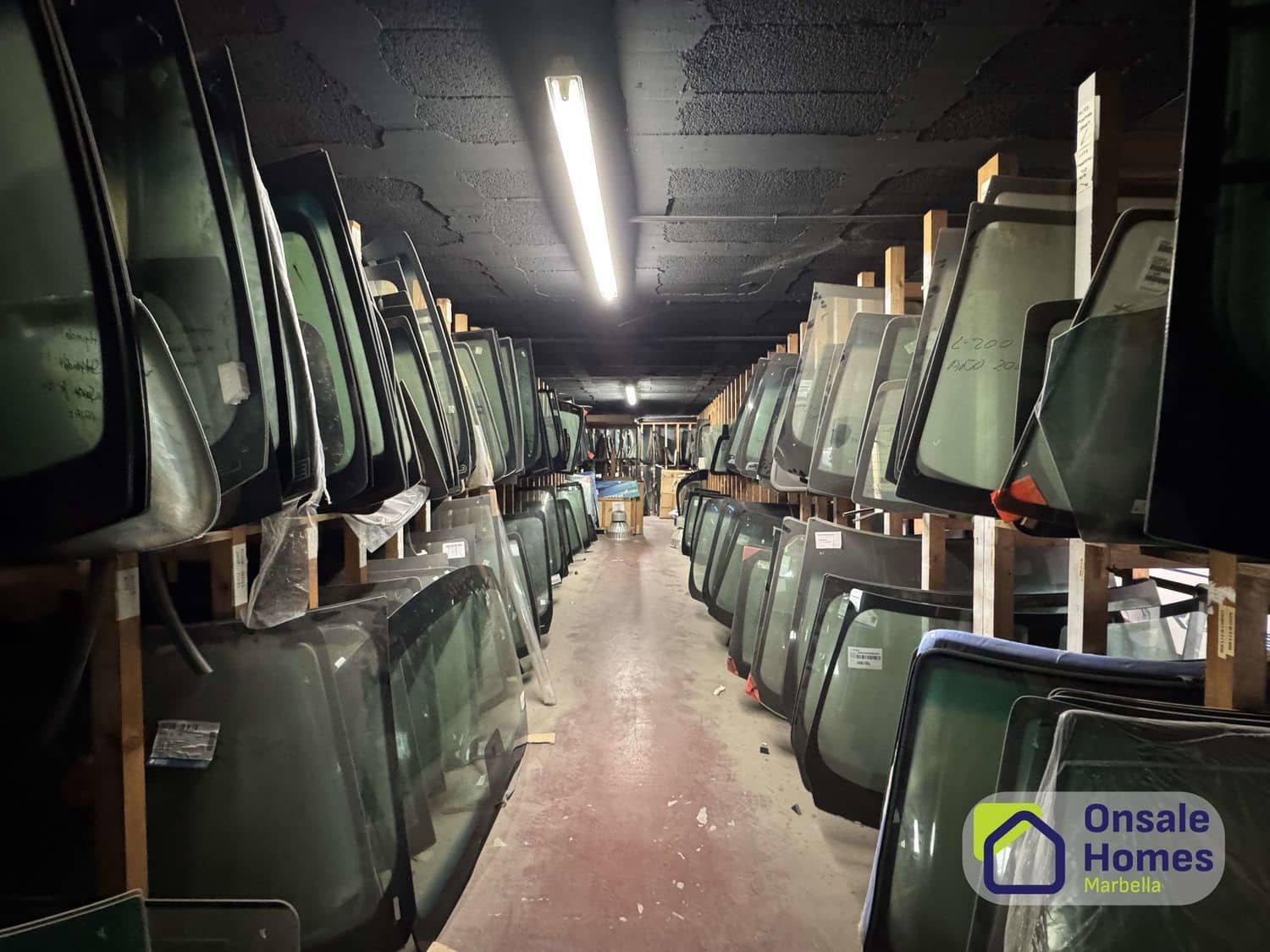 Erhverv til salg i Marbella - € 2.200.000 (Ref: 9554317)