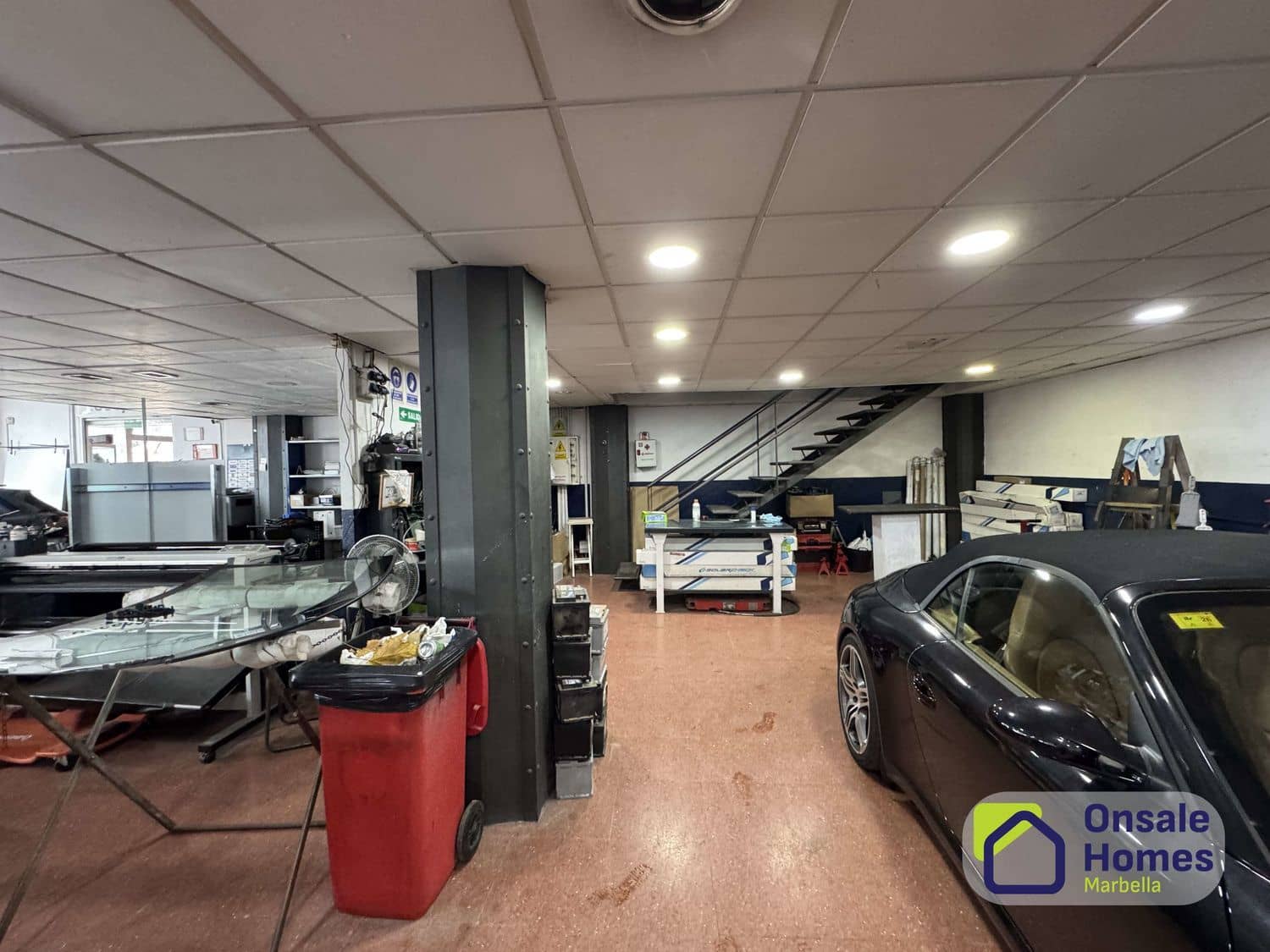 Erhverv til salg i Marbella - € 2.200.000 (Ref: 9554317)