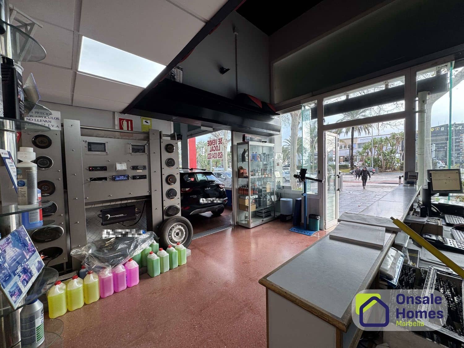 Erhverv til salg i Marbella - € 2.200.000 (Ref: 9554317)