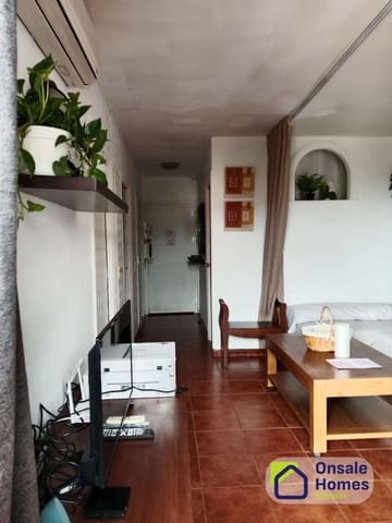 2 makuuhuone Huoneisto myytävänä paikassa Valdeolletas - Las Cancelas - Xarblanca, Marbella mukana 
autotalli - 282 000 € (Ref: 9560876)