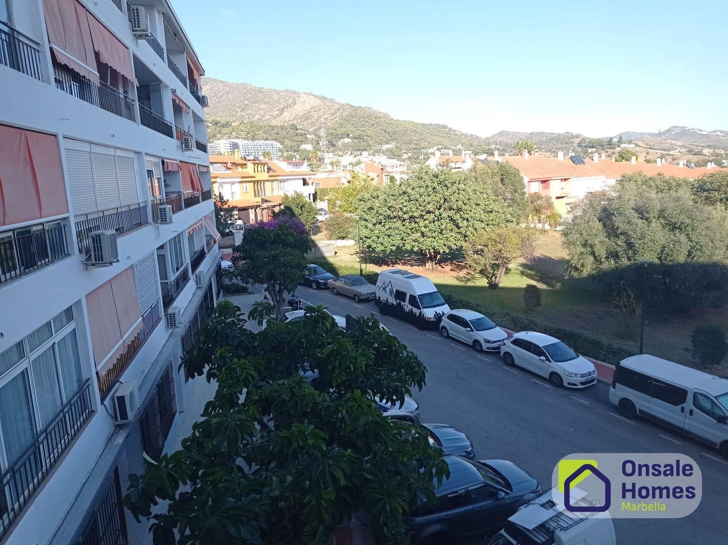 Apartamento de 2 habitaciones en Marbella en venta con garaje - 282.000 € (Ref: 9560876)