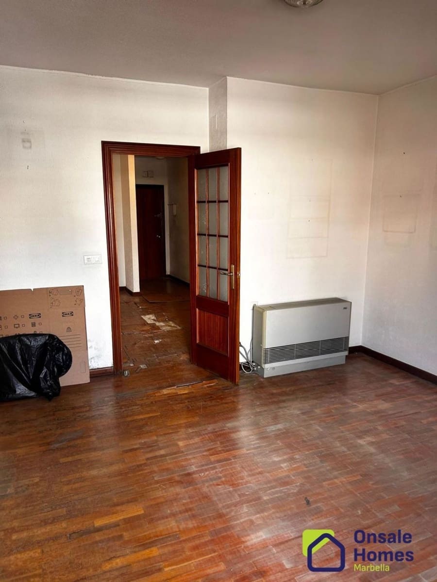 4 slaapkamer Appartement te koop in Marbella met garage - € 530.000 (Ref: 9600836)