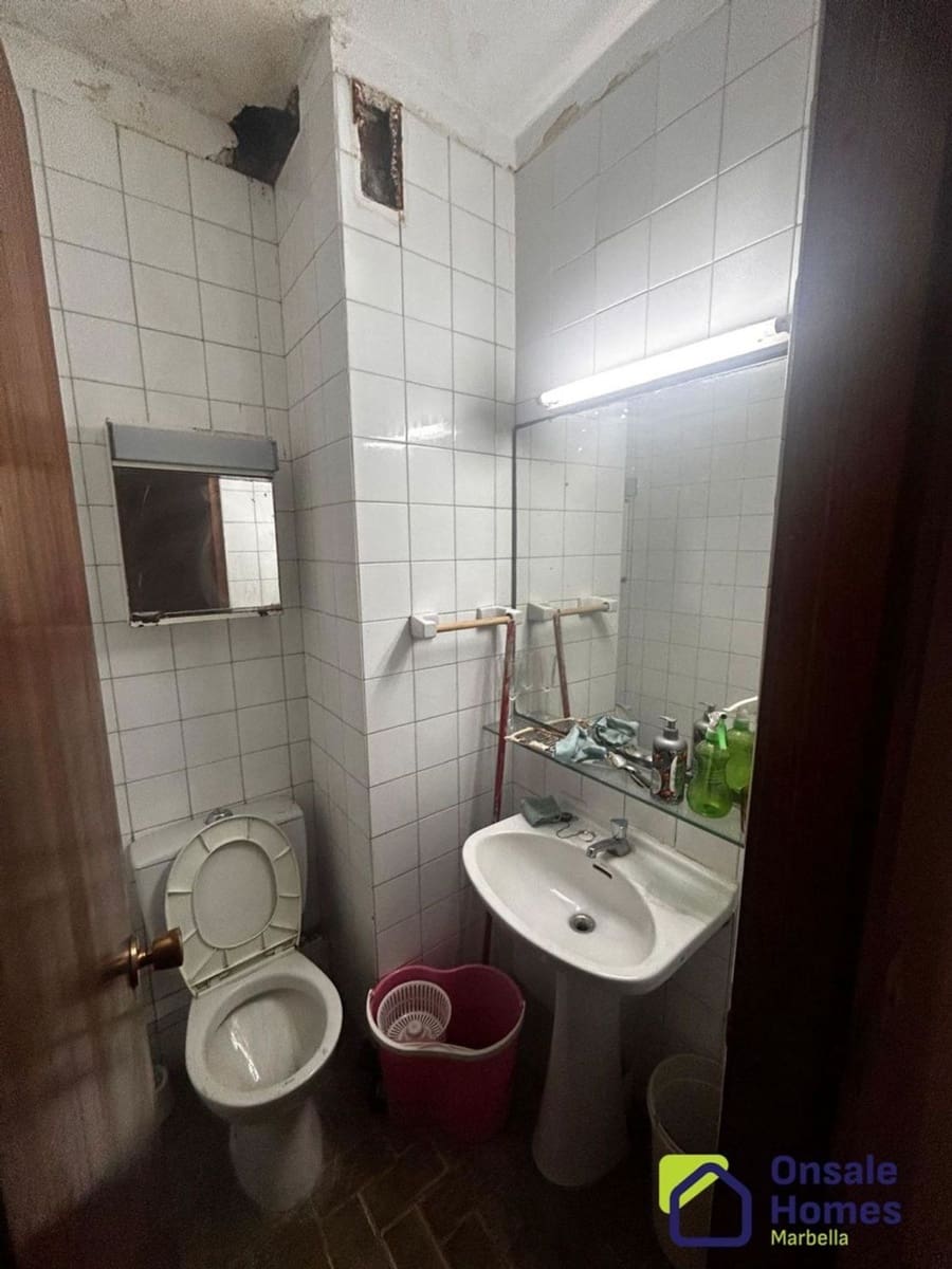 4 slaapkamer Appartement te koop in Marbella met garage - € 530.000 (Ref: 9600836)