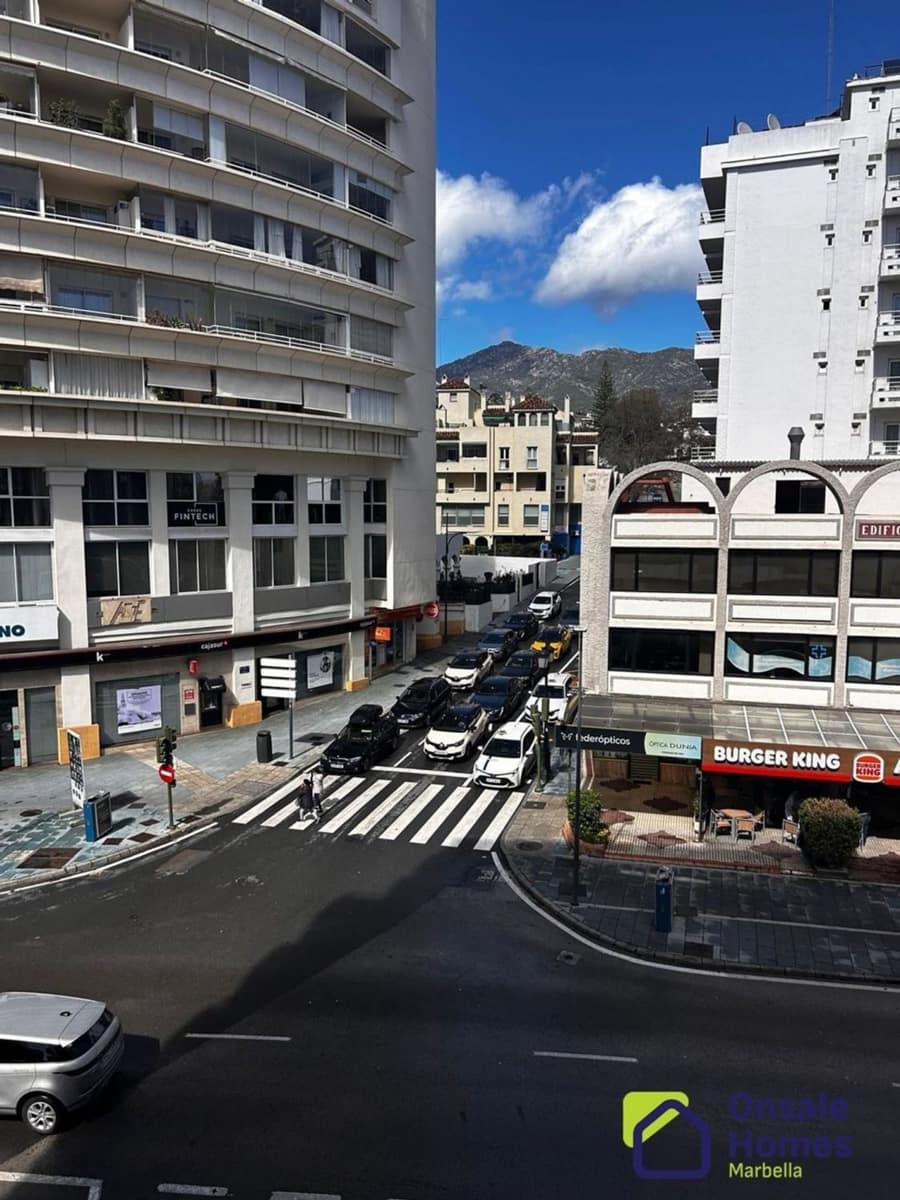 4 slaapkamer Appartement te koop in Marbella met garage - € 530.000 (Ref: 9600836)