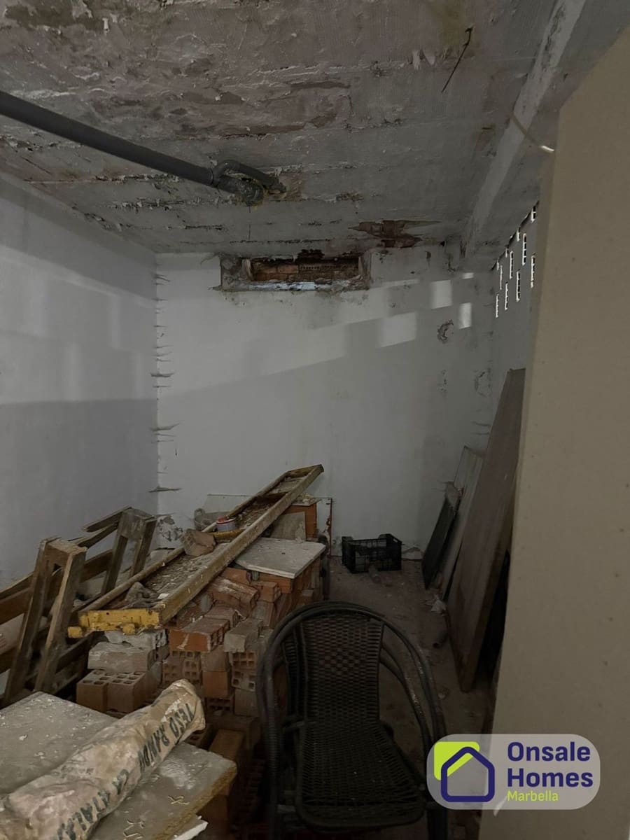 Kommersiell til salgs i Marbella - € 150 000 (Ref: 9600837)