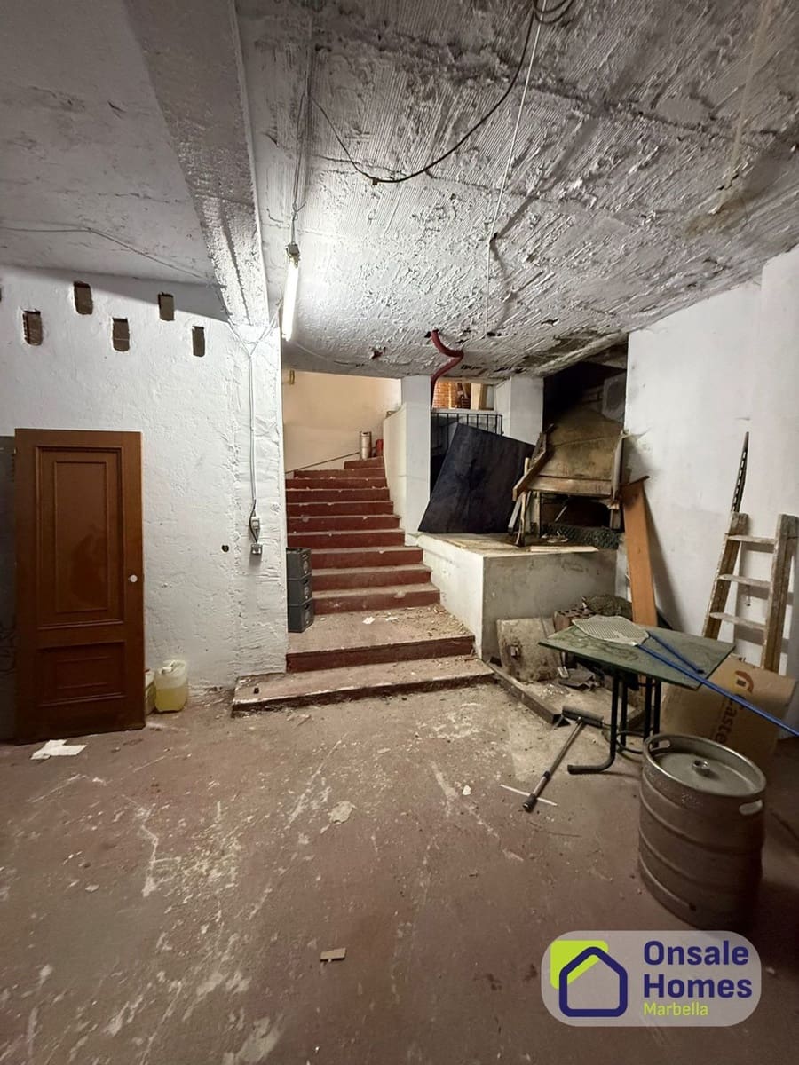 Kommersiell til salgs i Marbella - € 150 000 (Ref: 9600837)