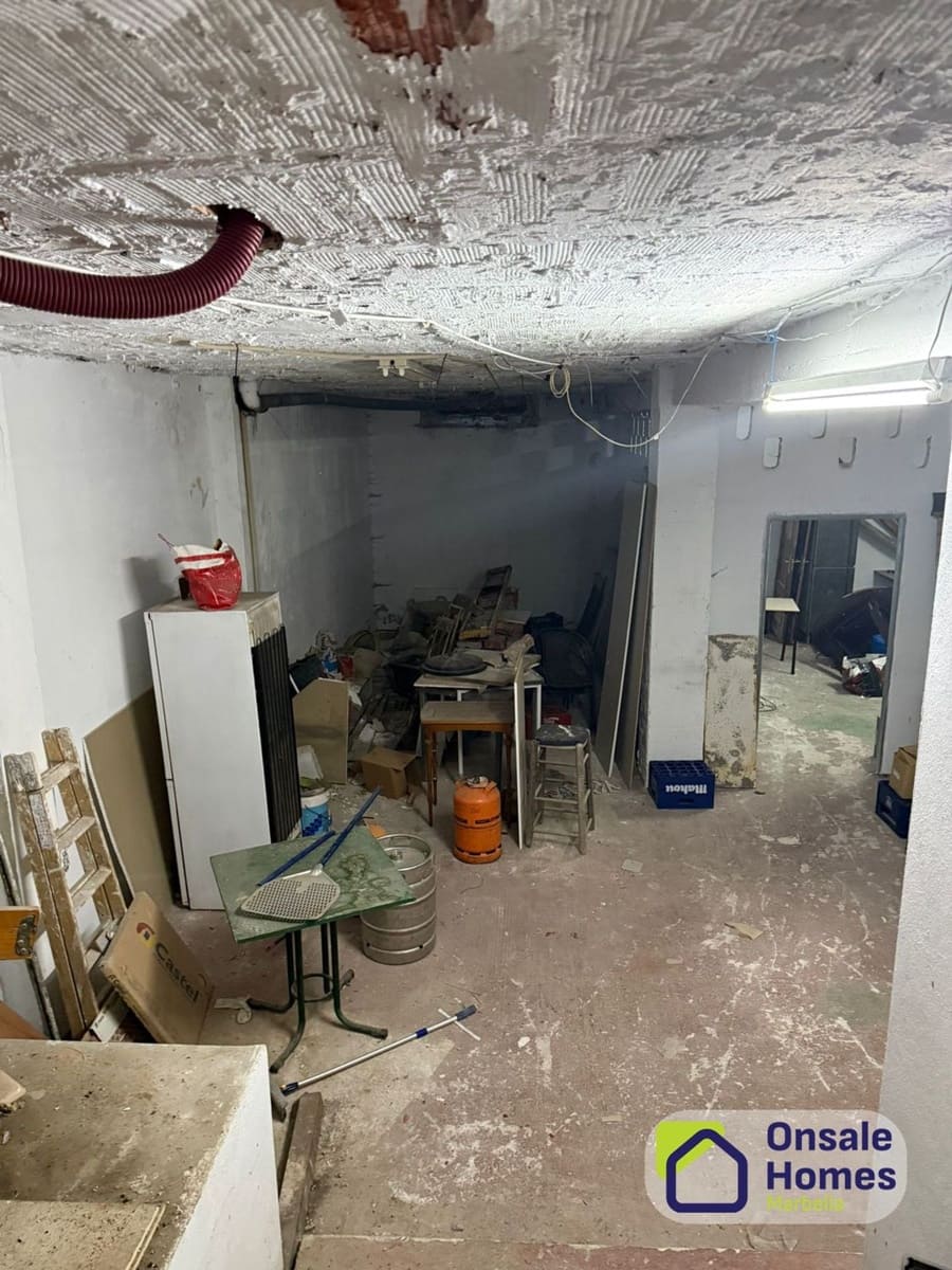 Kommersiell til salgs i Marbella - € 150 000 (Ref: 9600837)