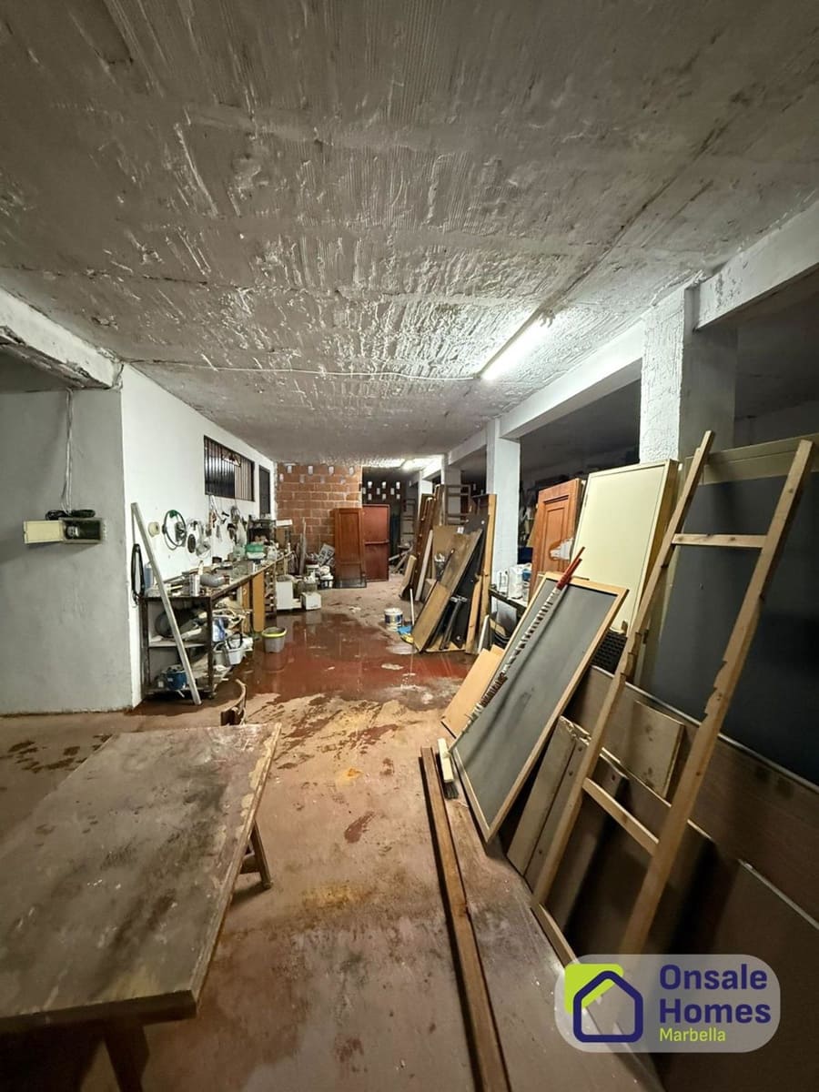 Kommersiell til salgs i Marbella - € 150 000 (Ref: 9600837)